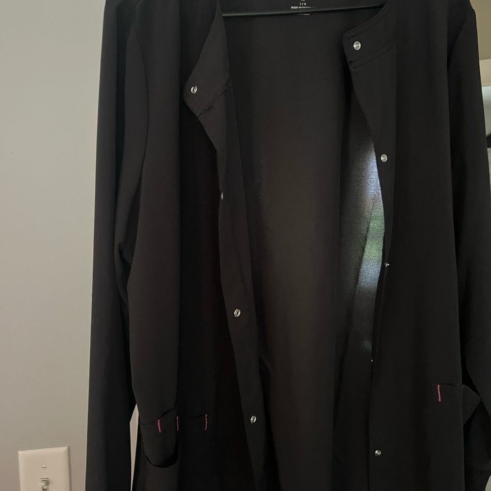 Women’s  Black Scrub Jacket